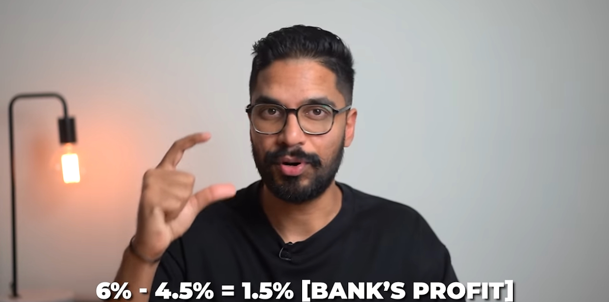 Man explaining bank profit from interest rate difference with a visual example.